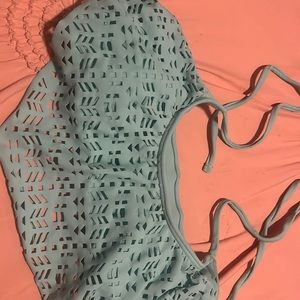 ruffle bikini top, size medium